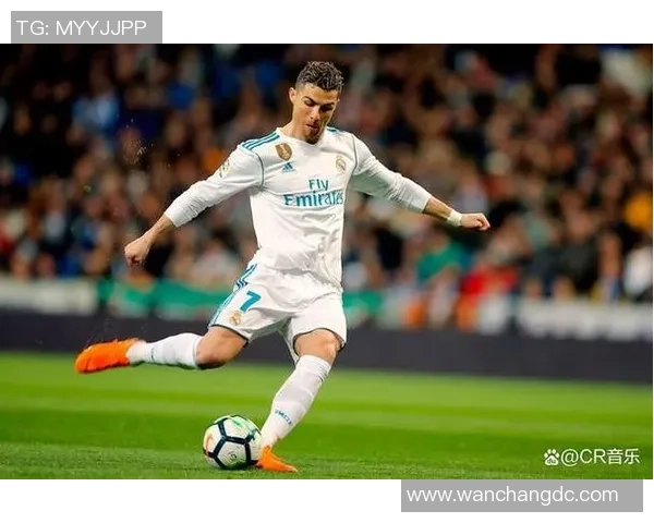 超级足球球星梦幻之路：打造最强足球帝国，成就全球冠军荣耀